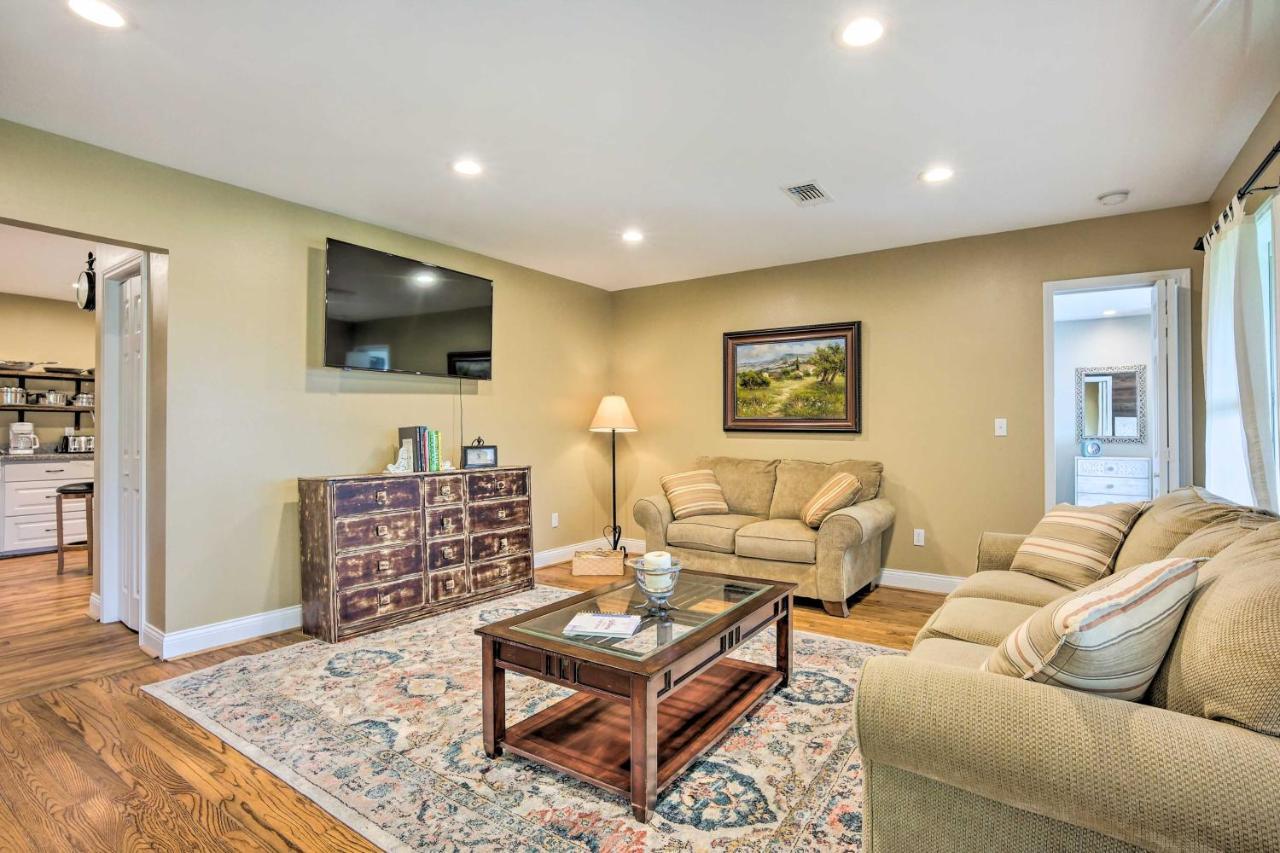 The Gathering Place Brenham Home On 6 Acres Ngoại thất bức ảnh